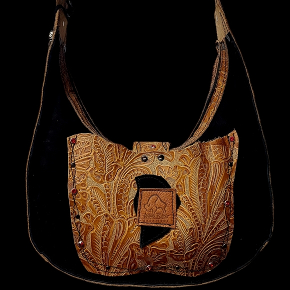 WhiteBuffaloCreations Leather Shoulder Sling Handcrafted One of A Kind - Picture 3 of 8